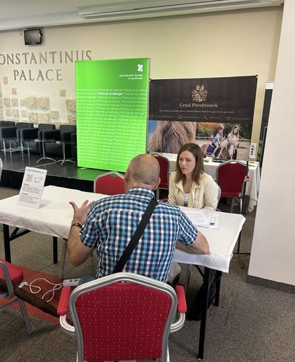 Udeleženci zaposlitvenega dogodka v Nišu, 12. junija 2024, v organizaciji Zavoda RS za zaposlovanje
