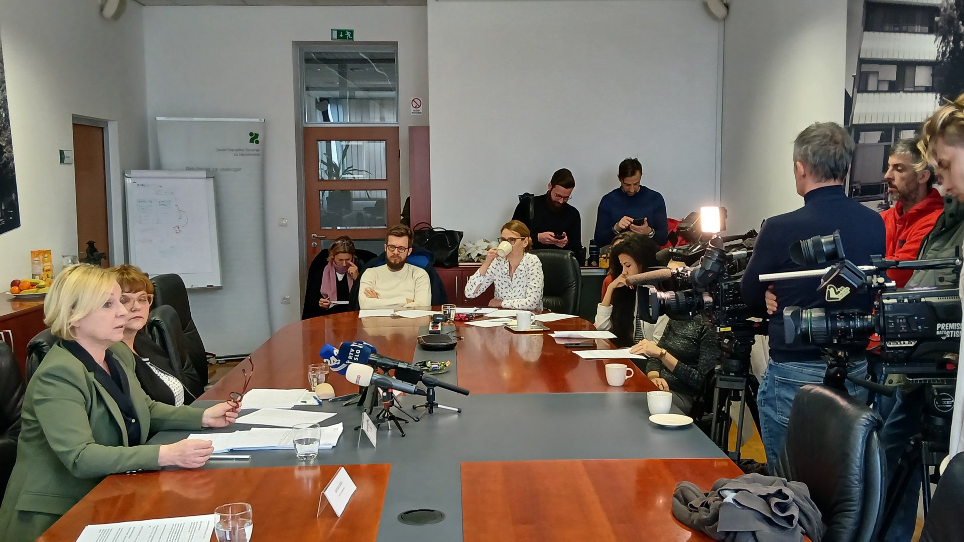 Novinarska konferenca Zavoda