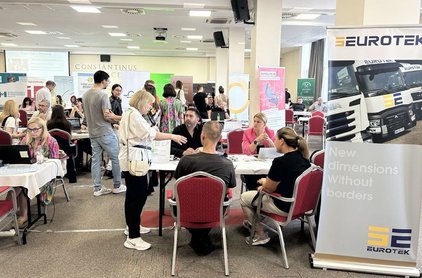 Udeleženci zaposlitvenega dogodka v Nišu, 12. junija 2024, v organizaciji Zavoda RS za zaposlovanje